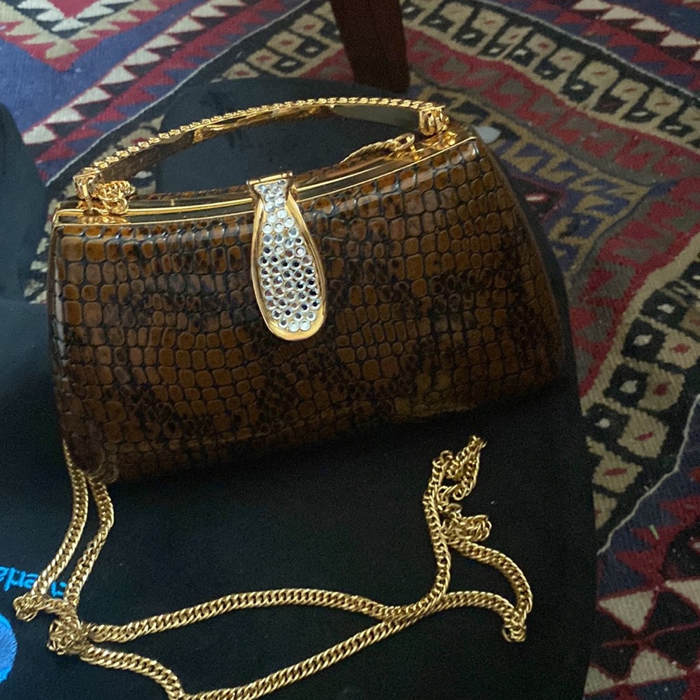 Small purse brown